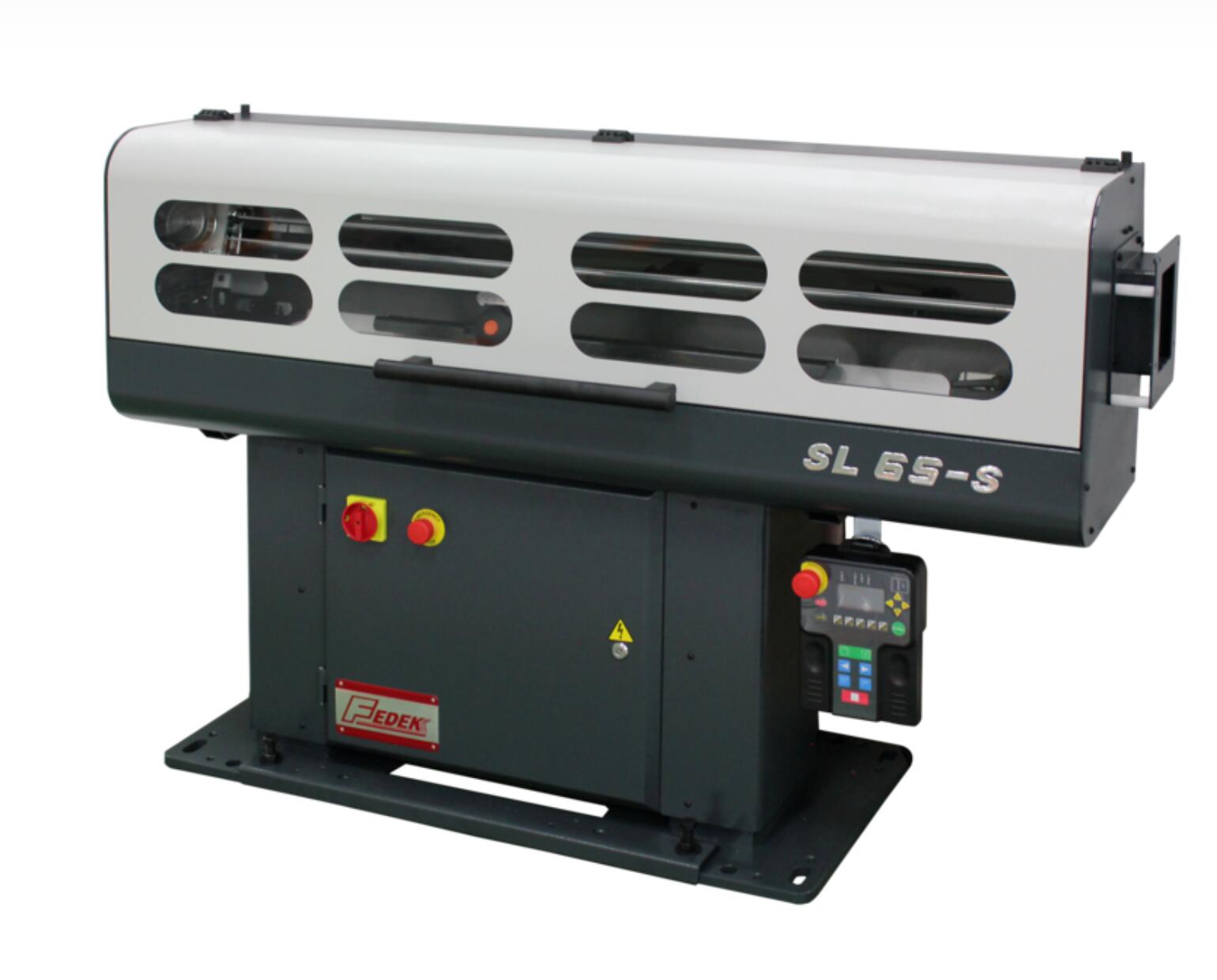 刀塔机主动送料机