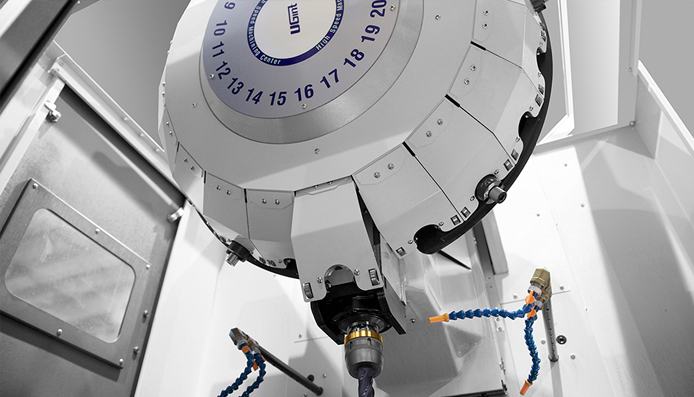 设置装备摆设自力研发的刀库